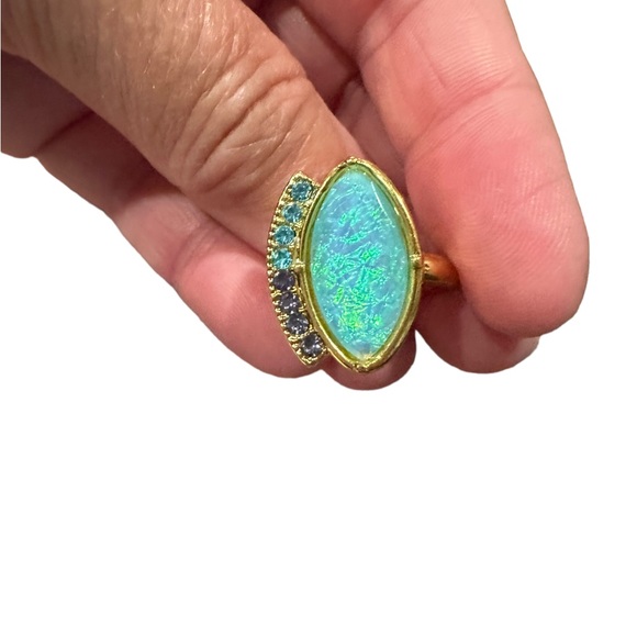 Turquoise Iridescent with Rhinestone Accent Ring - Picture 4 of 5